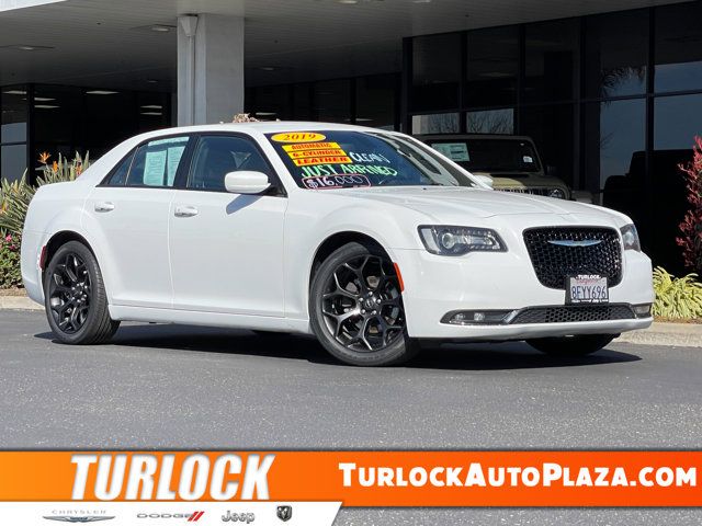 2019 Chrysler 300 300S