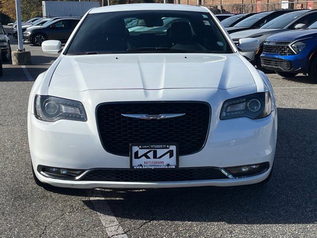 2019 Chrysler 300 300S