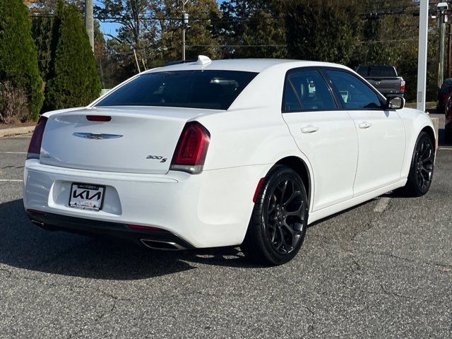 2019 Chrysler 300 300S