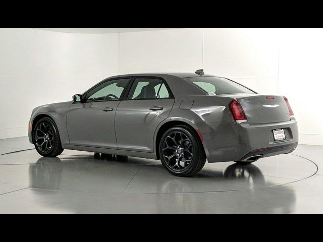 2019 Chrysler 300 300S