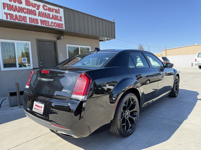 2019 Chrysler 300 300S