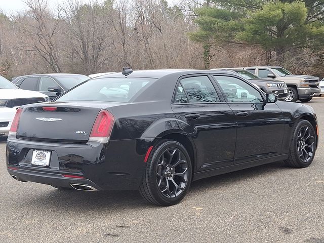 2019 Chrysler 300 300S