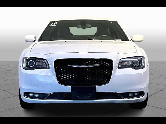 2019 Chrysler 300 300S