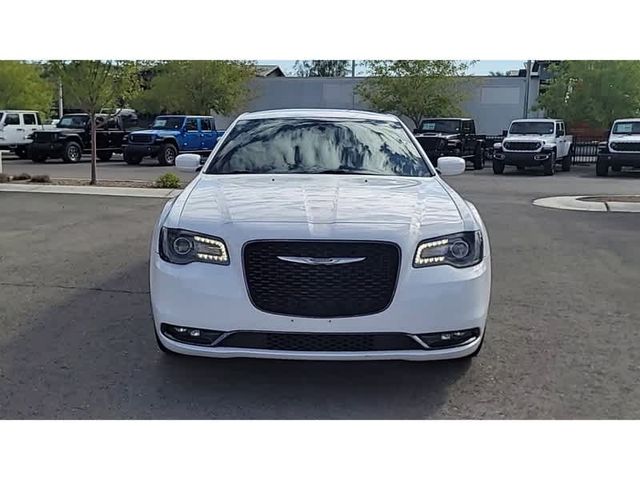 2019 Chrysler 300 300S