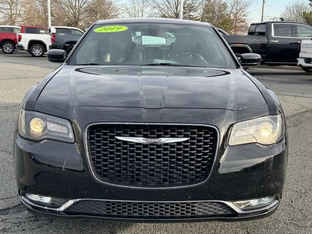 2019 Chrysler 300 300S