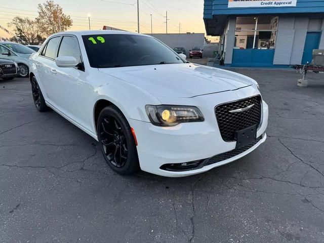 2019 Chrysler 300 300S