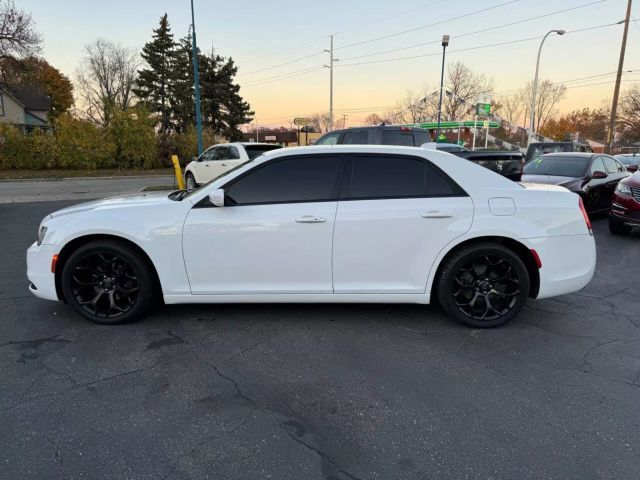 2019 Chrysler 300 300S