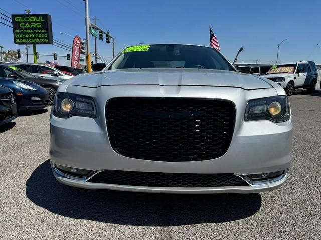 2019 Chrysler 300 Touring