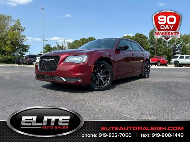 2019 Chrysler 300 Touring