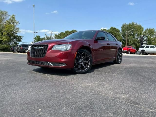 2019 Chrysler 300 Touring