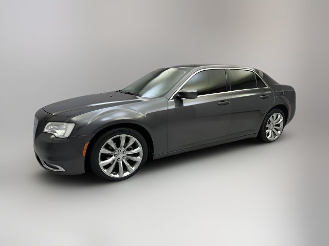 2019 Chrysler 300 Touring L