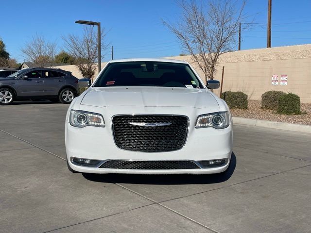 2019 Chrysler 300 Limited