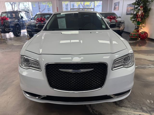 2019 Chrysler 300 Limited