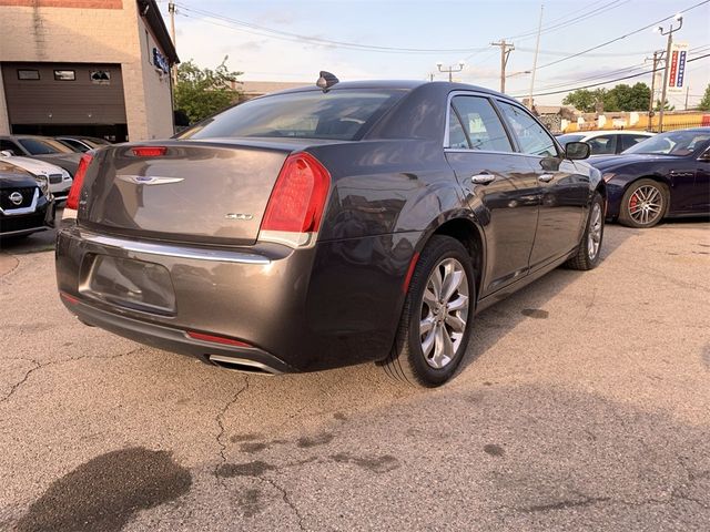 2019 Chrysler 300 Limited