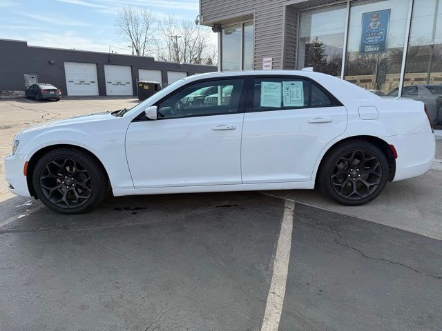 2019 Chrysler 300 300S