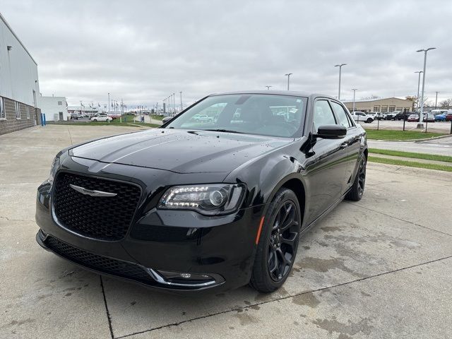 2019 Chrysler 300 300S