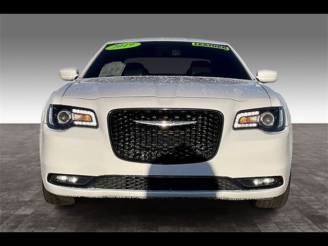 2019 Chrysler 300 300S