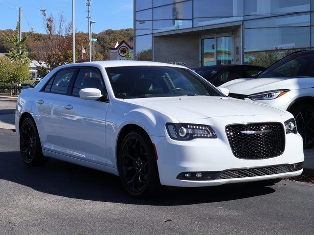 2019 Chrysler 300 300S