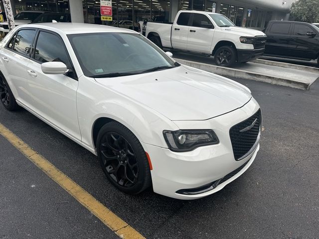 2019 Chrysler 300 300S