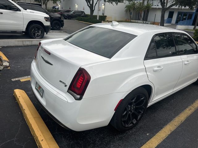 2019 Chrysler 300 300S