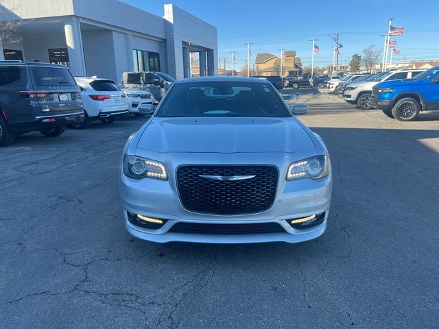 2019 Chrysler 300 300S