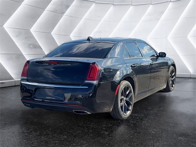 2019 Chrysler 300 300S