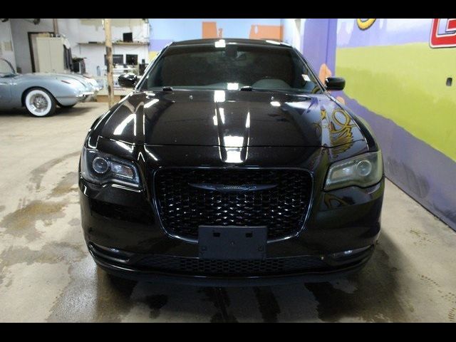 2019 Chrysler 300 300S