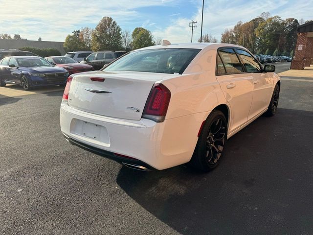 2019 Chrysler 300 300S