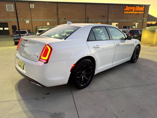 2019 Chrysler 300 300S