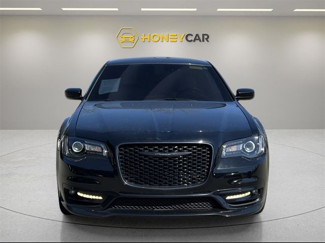 2019 Chrysler 300 300S