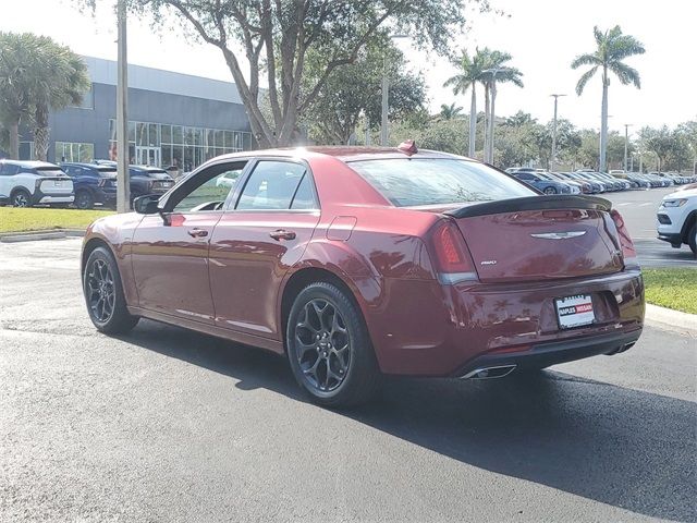 2019 Chrysler 300 300S