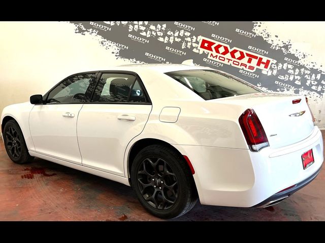 2019 Chrysler 300 300S