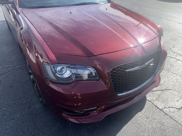 2019 Chrysler 300 300S