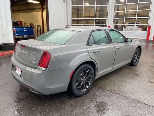 2019 Chrysler 300 300S