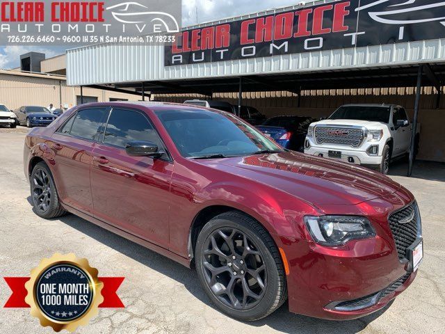 2019 Chrysler 300 Touring