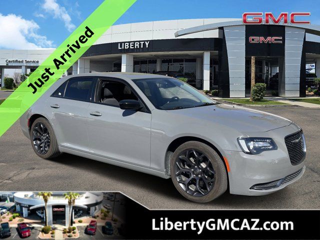 2019 Chrysler 300 Touring