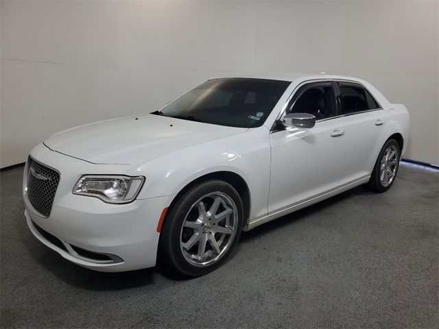 2019 Chrysler 300 Touring