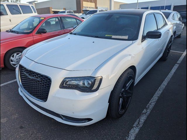 2019 Chrysler 300 Touring