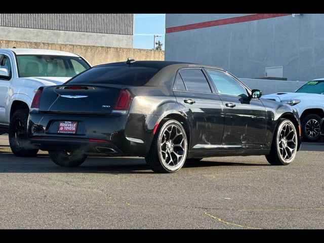 2019 Chrysler 300 Touring