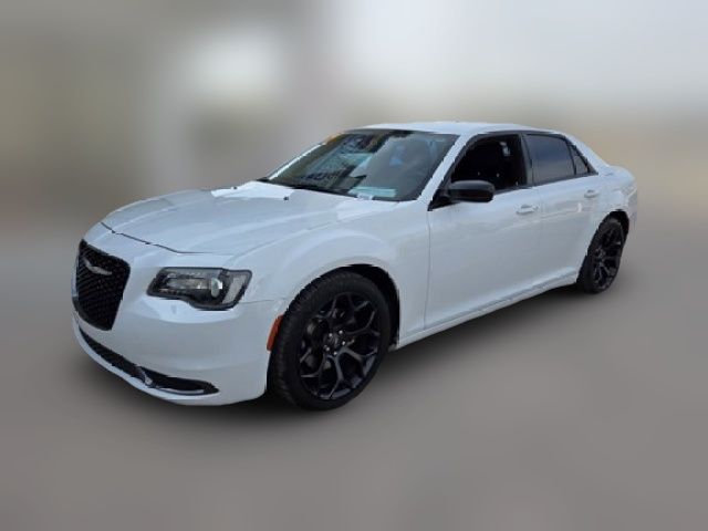 2019 Chrysler 300 Touring