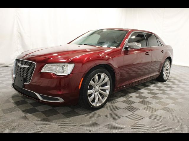 2019 Chrysler 300 Touring