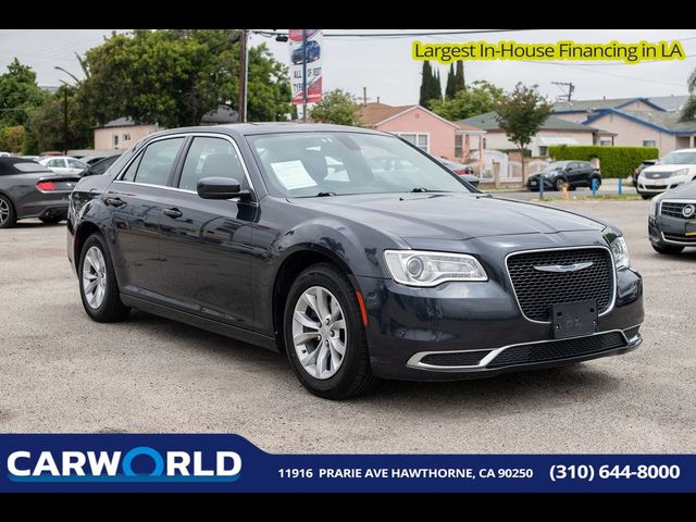 2019 Chrysler 300 Touring