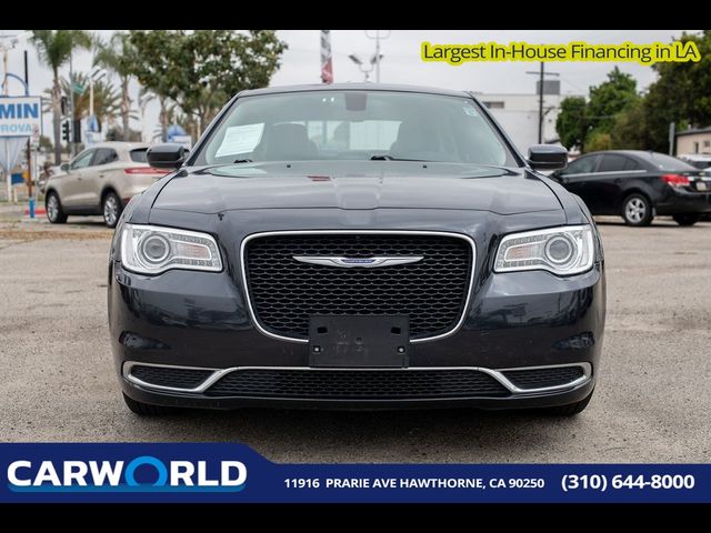 2019 Chrysler 300 Touring