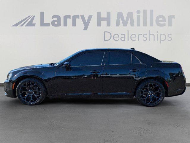 2019 Chrysler 300 Touring