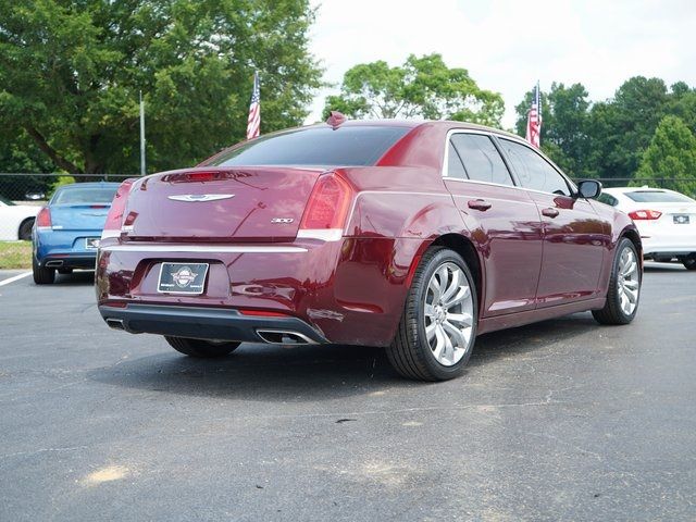 2019 Chrysler 300 Touring