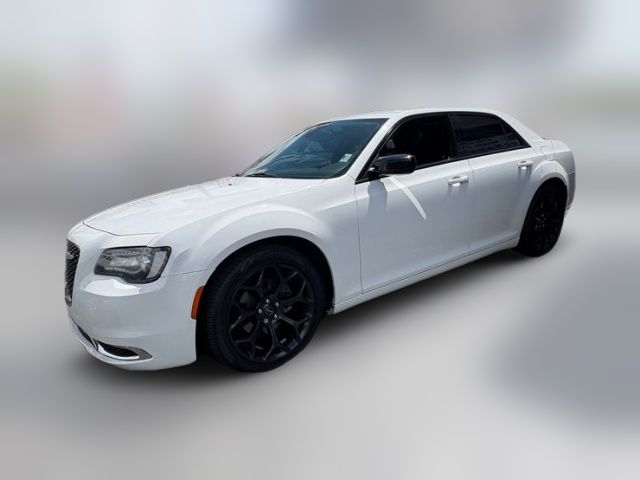 2019 Chrysler 300 Touring