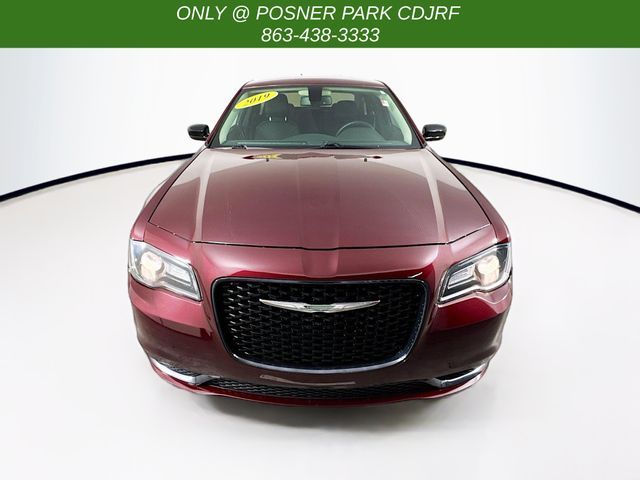 2019 Chrysler 300 Touring