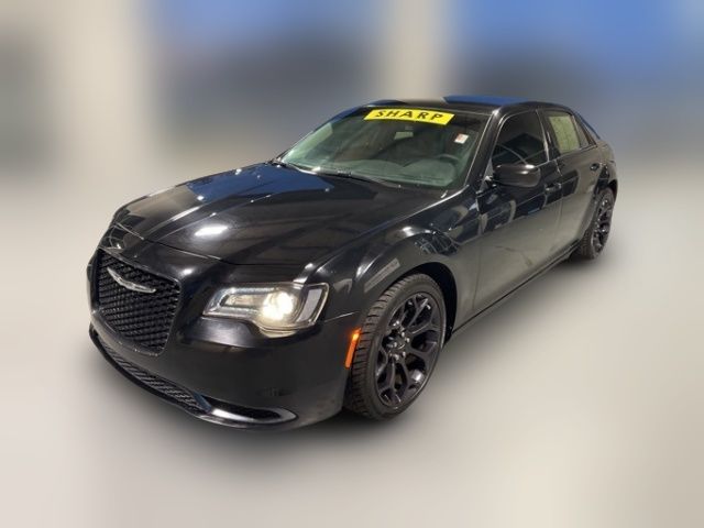 2019 Chrysler 300 Touring