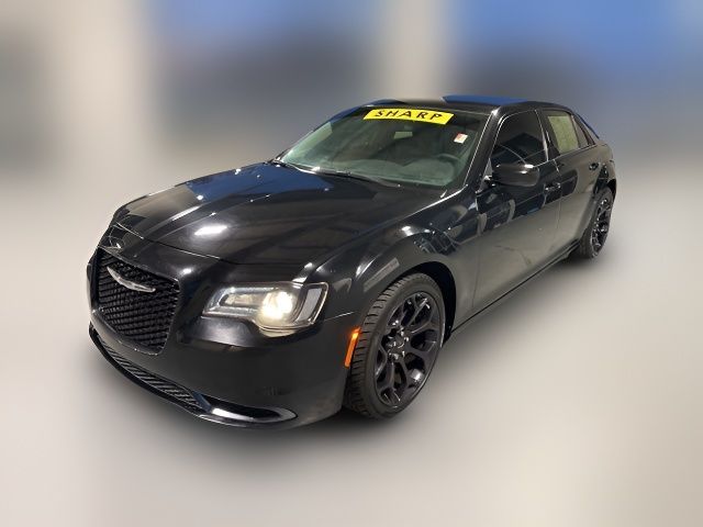 2019 Chrysler 300 Touring