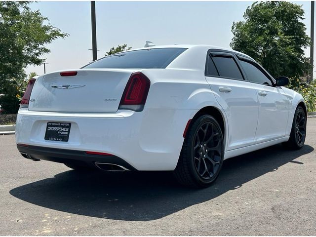 2019 Chrysler 300 Touring